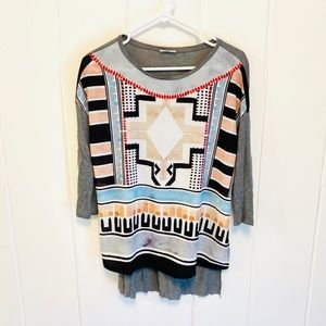 🏜 Zara boho mixed media gray Aztec print blouse